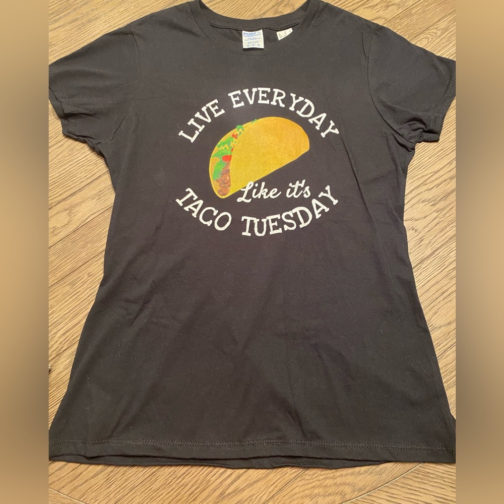 Women’s size medium